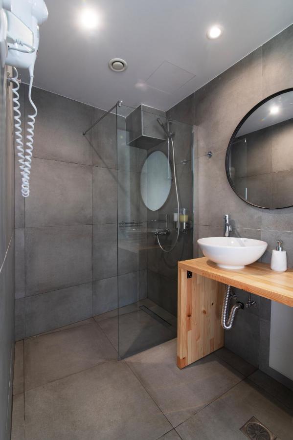 אתונה Olvia Suites מראה חיצוני תמונה