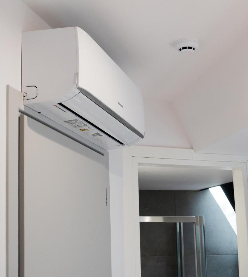 אתונה Olvia Suites מראה חיצוני תמונה